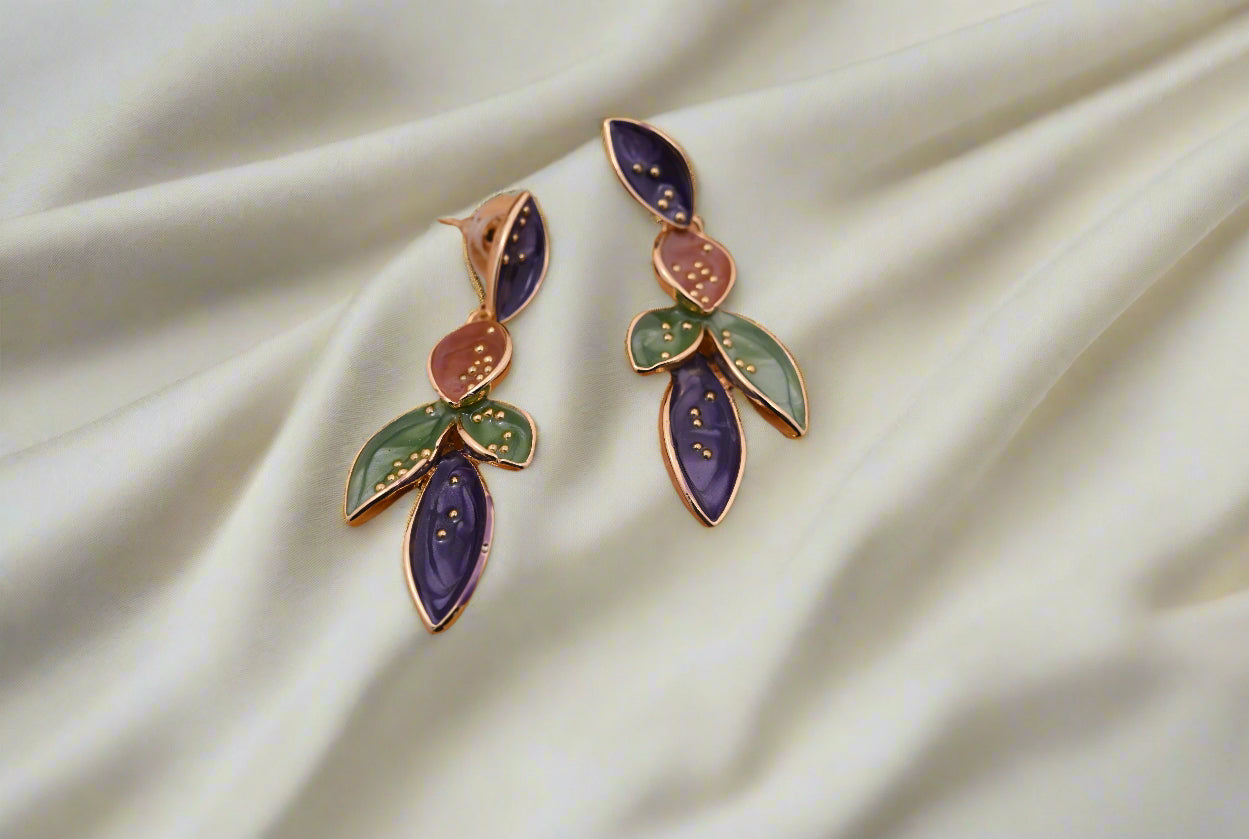 Premium Rose Gold Plated Enamel Pendant Chain Set