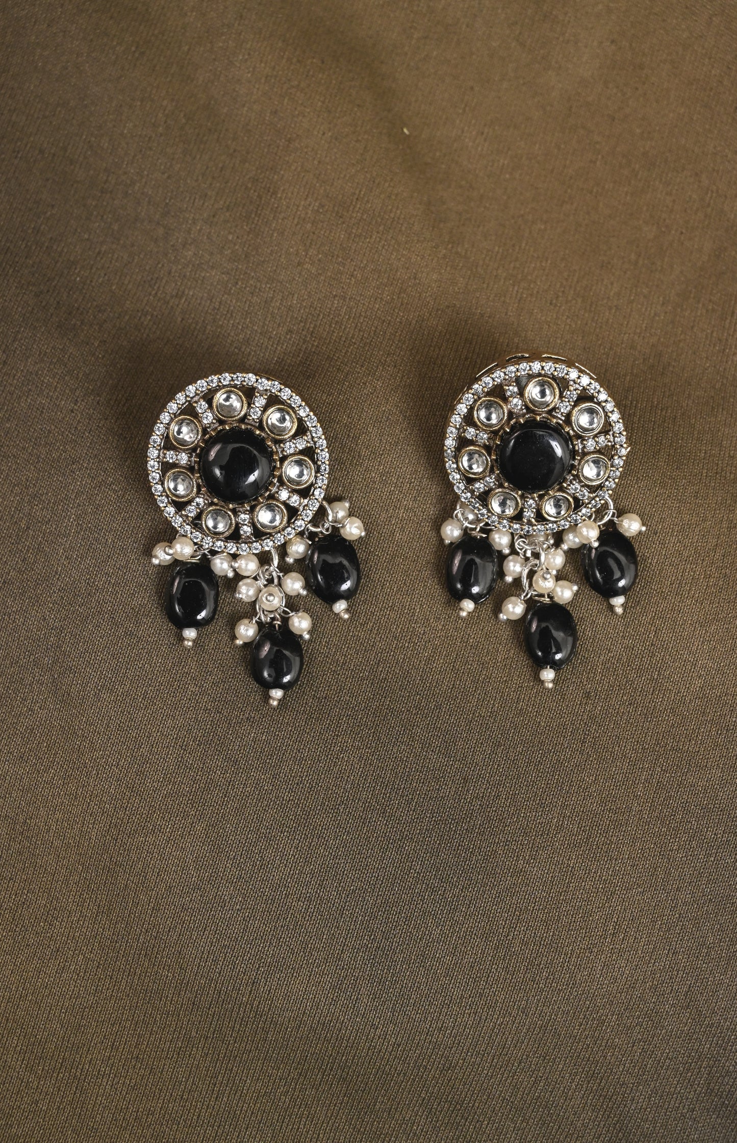 Victorian Handcrafted Kundan Necklace Set