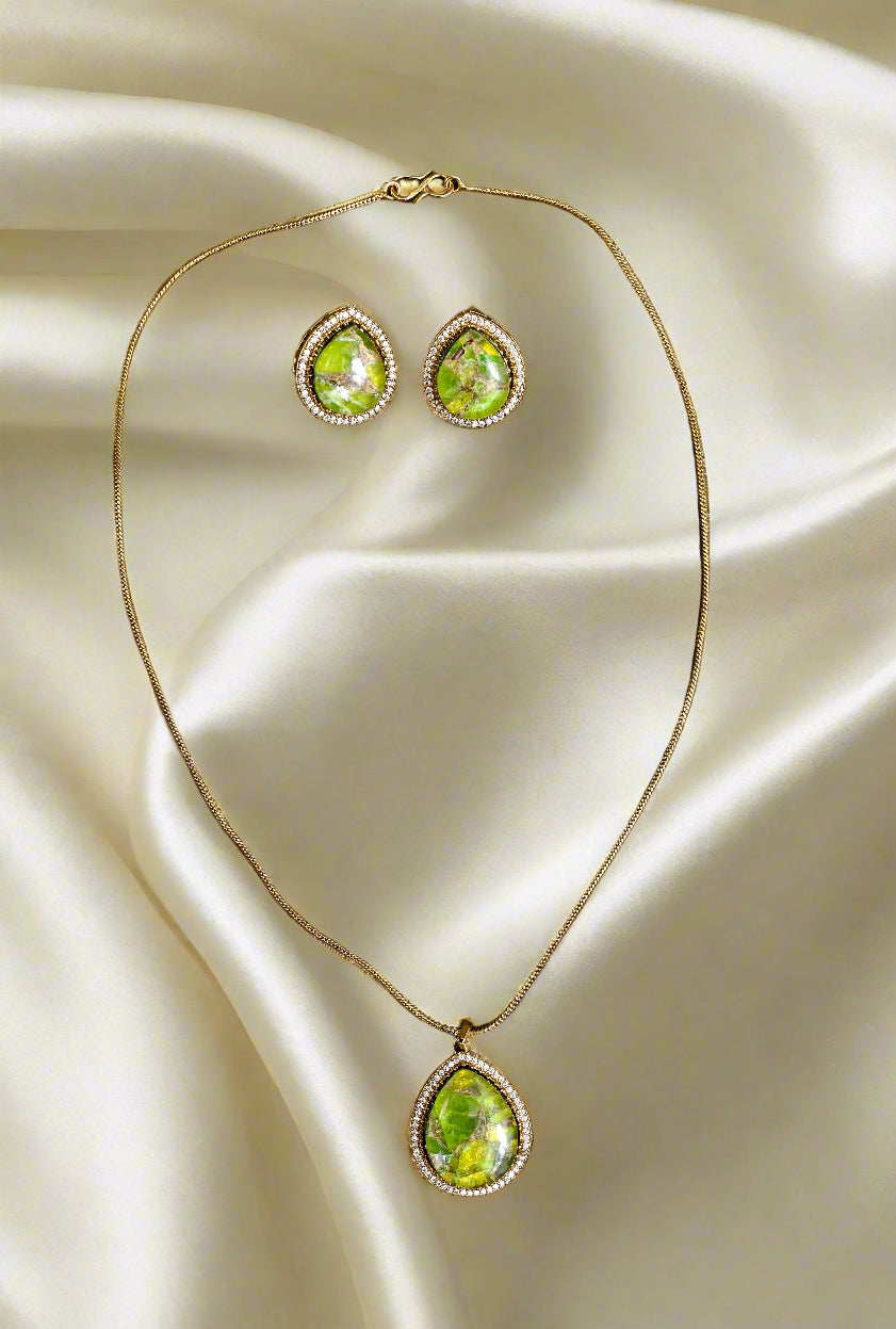 CZ Diamond Natural Doublet Stone Pendant Chain Set