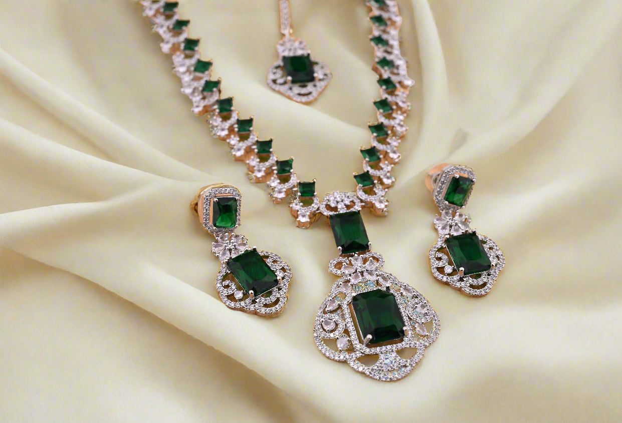 NECKLACE SETS