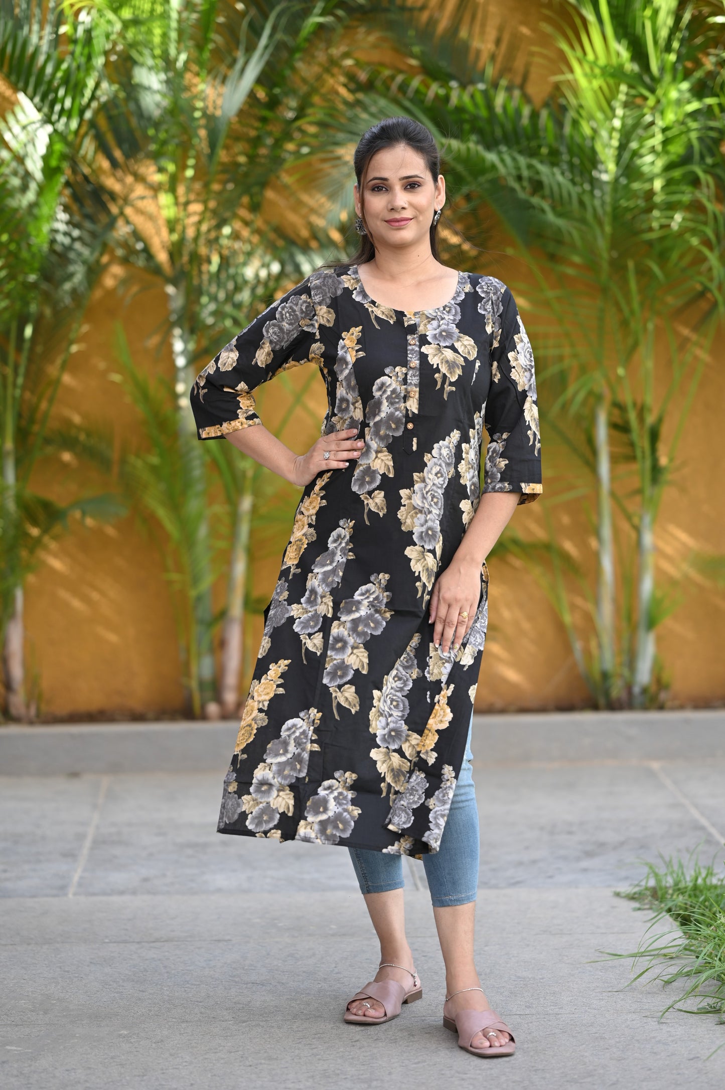 Black Floral Printed  Straight Kurta