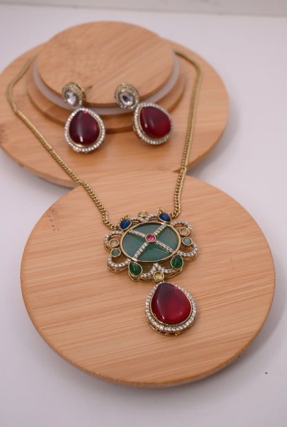 Meticulously Crafted Doublet Stone Necklace Set