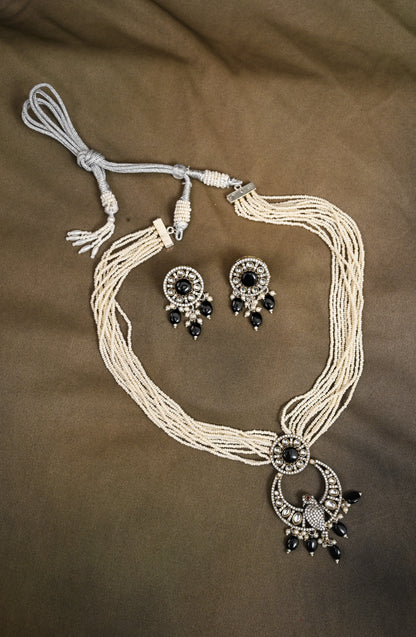 Victorian Handcrafted Kundan Necklace Set