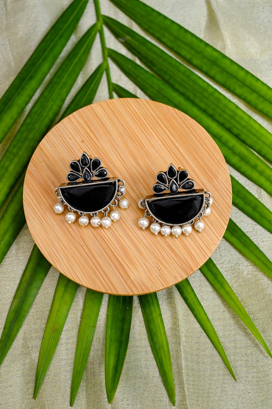 Pearl Beaded Monalisa Stud Earrings