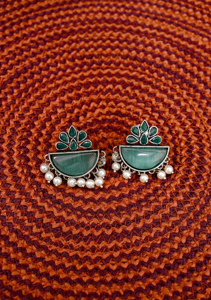 Pearl Beaded Monalisa Stud Earrings