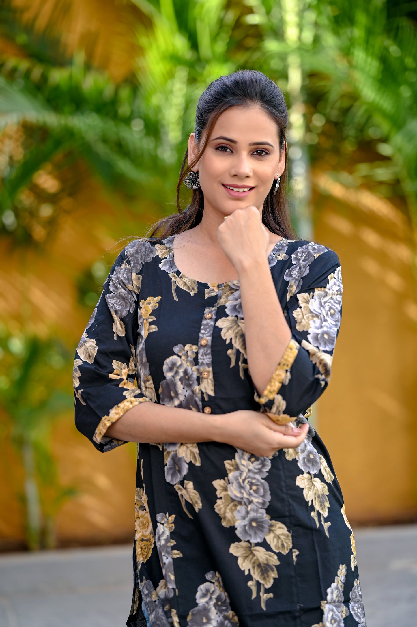 Black Floral Printed  Straight Kurta