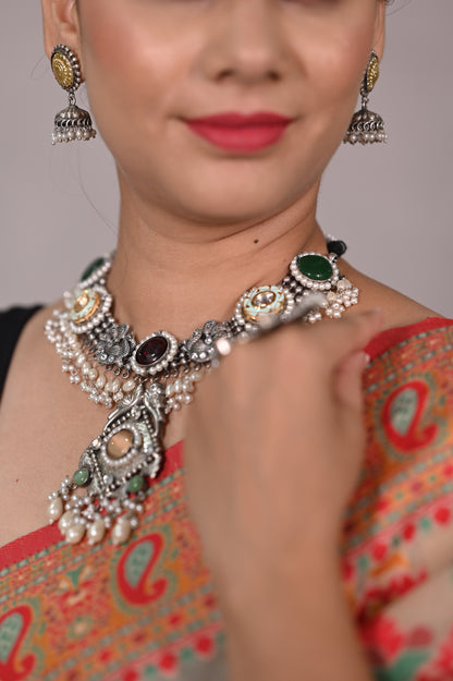 Oxidized Silver kundan & Pearl Beaded Fusion Necklace Set