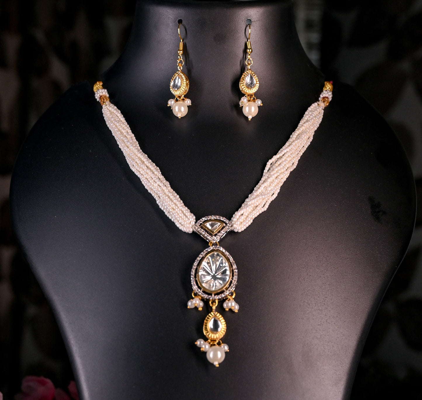 Monalisa Stone Kundan & Pearl Beaded Premium Choker Set