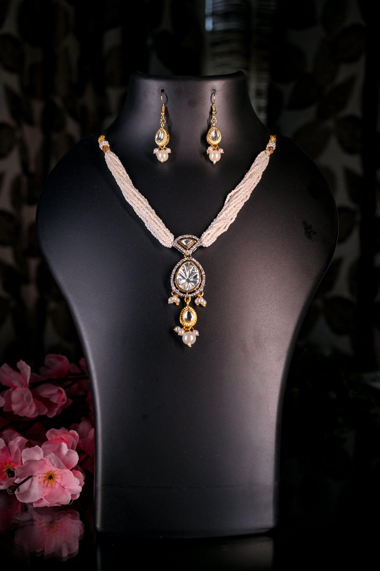 Monalisa Stone Kundan & Pearl Beaded Premium Choker Set
