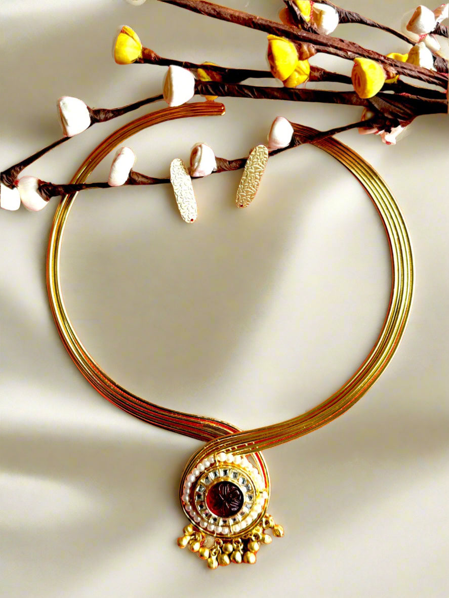 Premium Gold-Toned Kundan Hasli Necklace