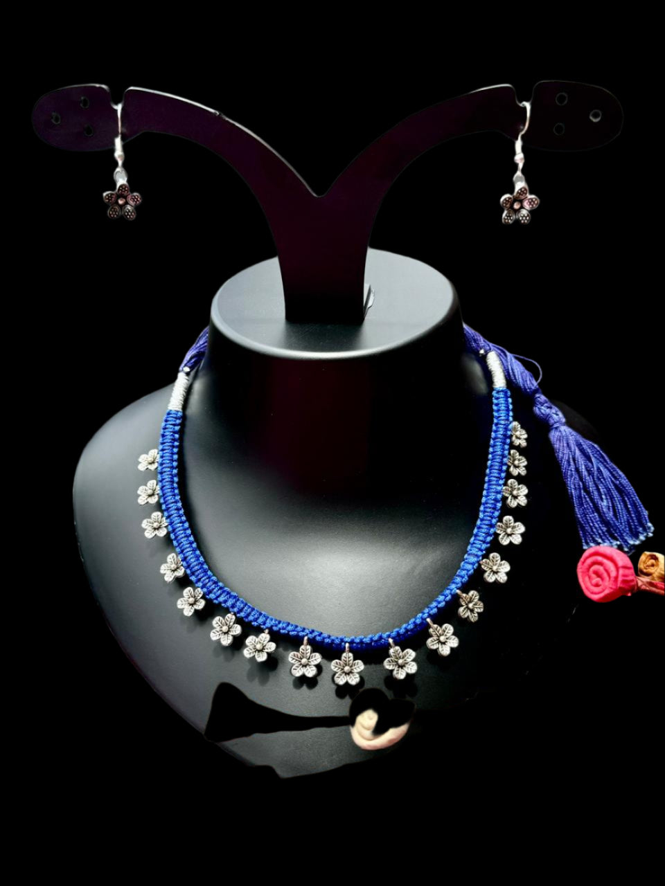 Fusion Blue Thread Silver Charm Necklace Set