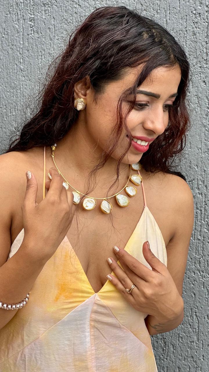 Stunning Gold Plated Baroque Pearl Hasli Necklace Set