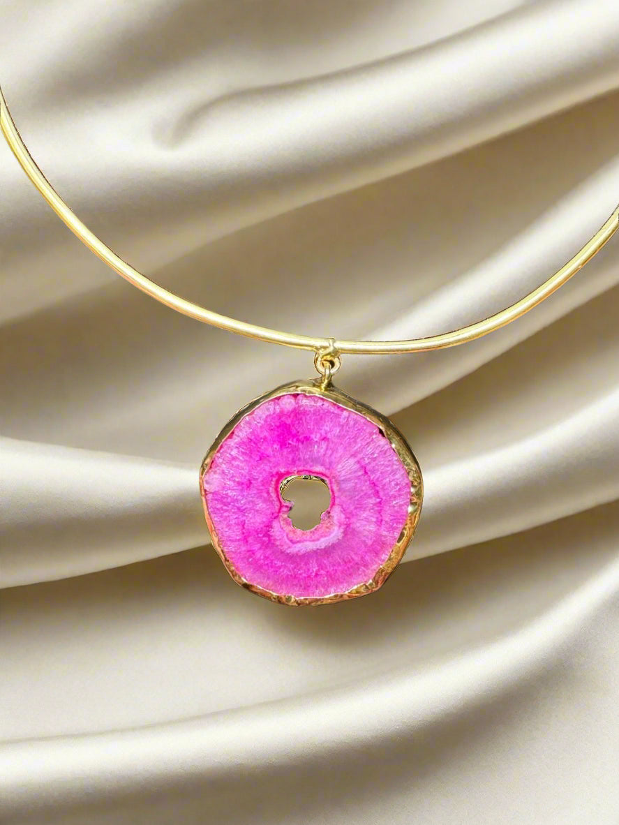Natural Cosmos Purpurite Stone Pendent Necklace Set